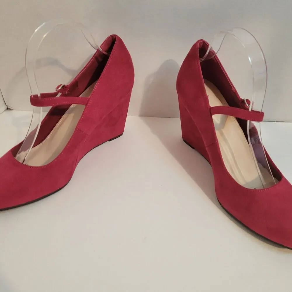Coutgo Women’s Size 10 Red Mary Jane Wedge Heels Faux Suede Shoes